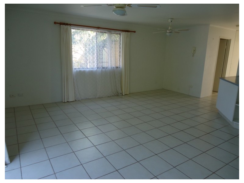 10/25 Imperial Parade, Labrador QLD 4215