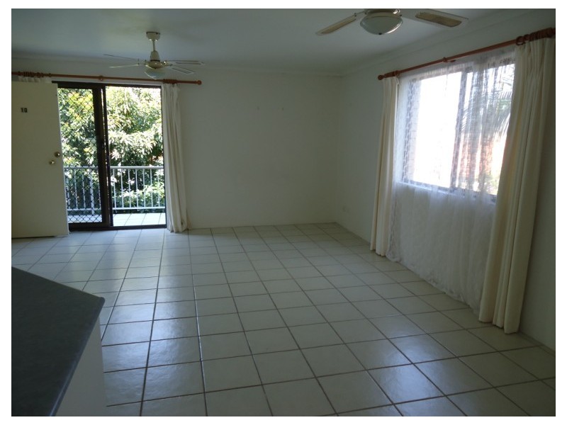10/25 Imperial Parade, Labrador QLD 4215