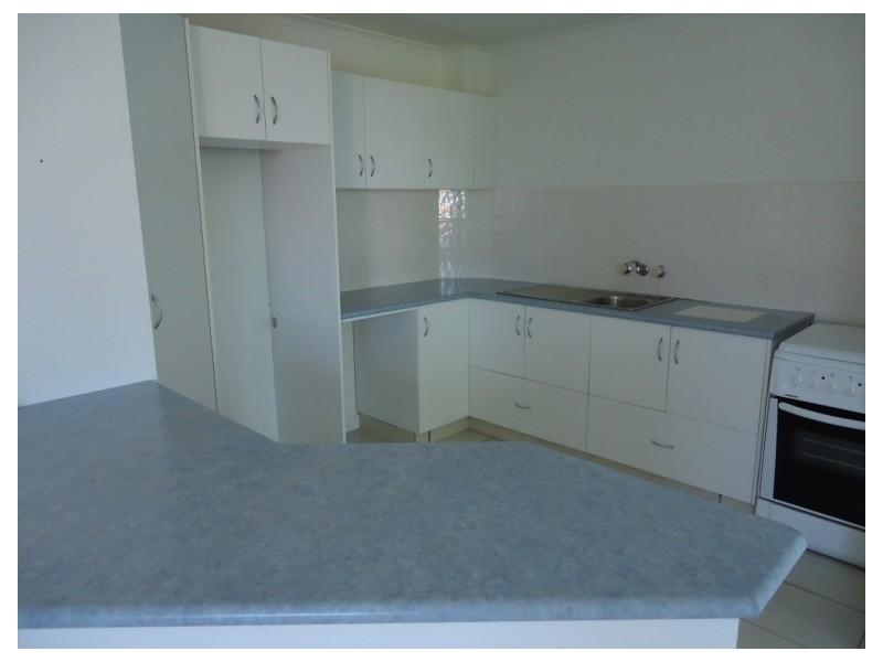 10/25 Imperial Parade, Labrador QLD 4215