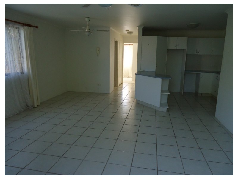 10/25 Imperial Parade, Labrador QLD 4215