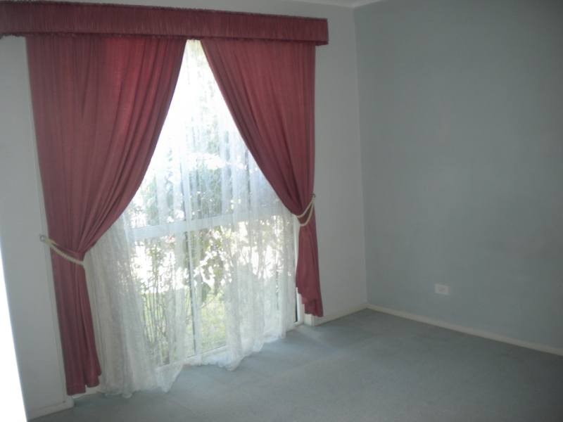 2/1 Hill Court, Labrador QLD 4215