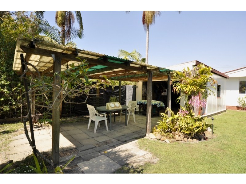 43 Imperial Parade, Labrador QLD 4215