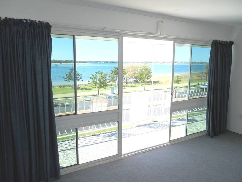 8/402 Marine Parade, Biggera Waters QLD 4216