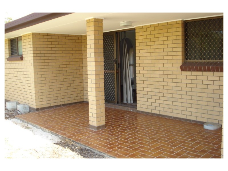 9 Blaxland Avenue, Paradise Point QLD 4216