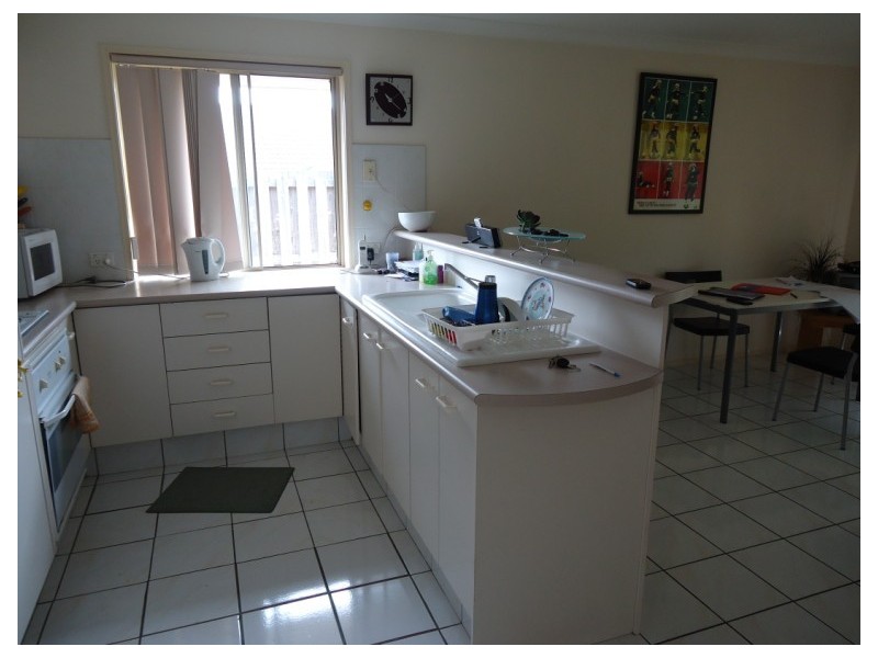 1/93A Greenacre Drive, Parkwood QLD 4214