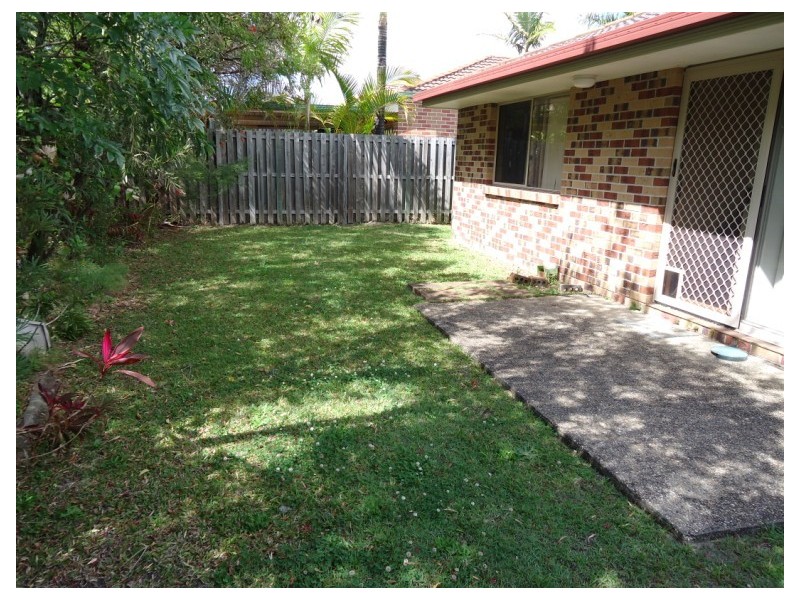 1/93A Greenacre Drive, Parkwood QLD 4214