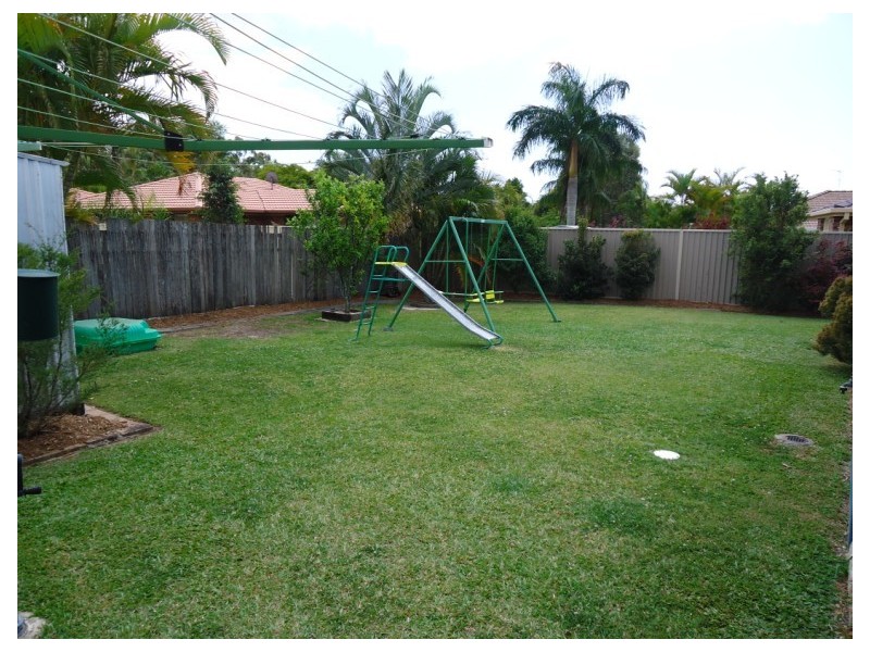 50 Allied Drive, Arundel QLD 4214