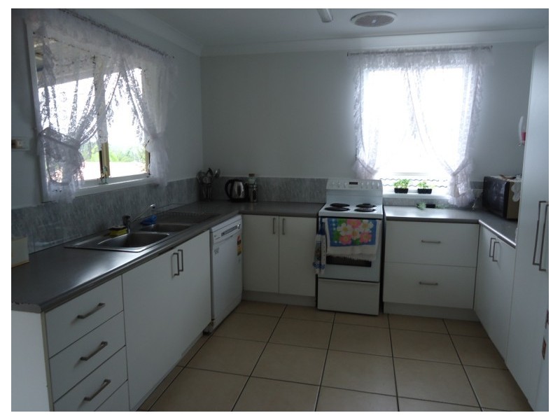 160 Universal Street, Oxenford QLD 4210