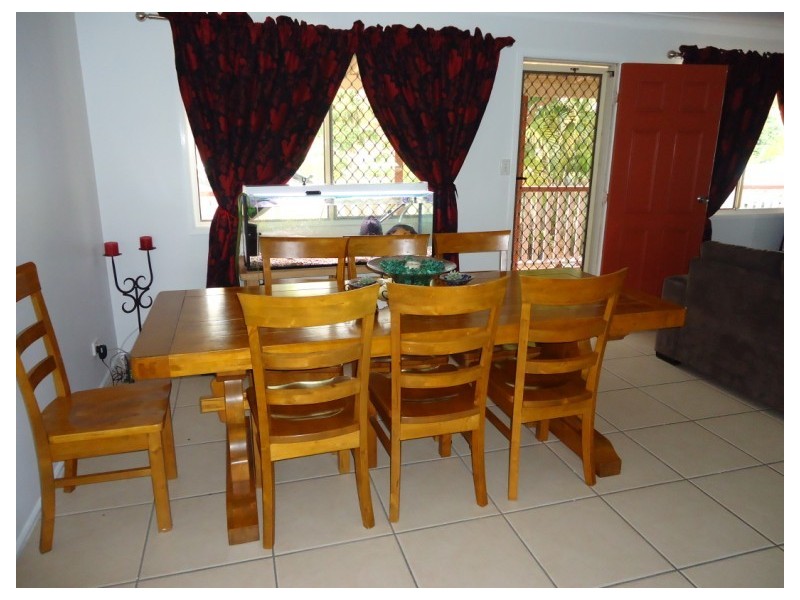 160 Universal Street, Oxenford QLD 4210