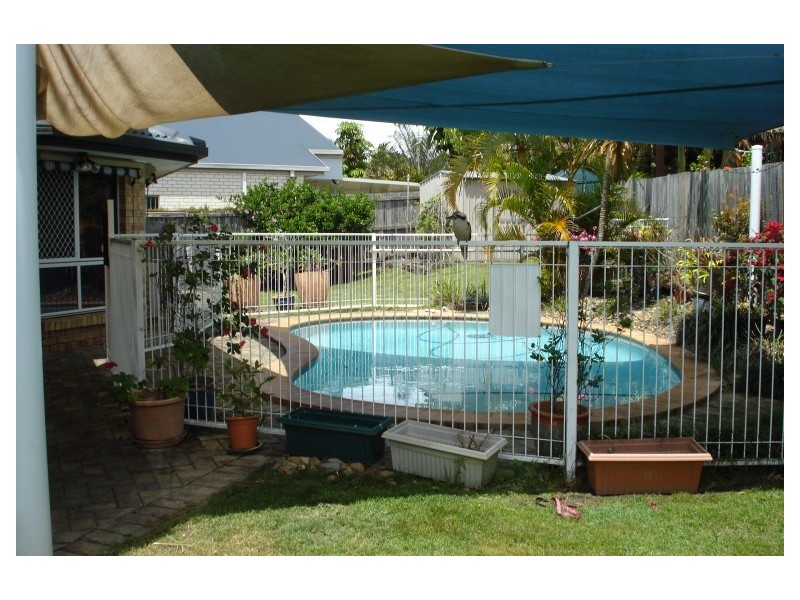 42 Morfantaine Terrace, Parkwood QLD 4214