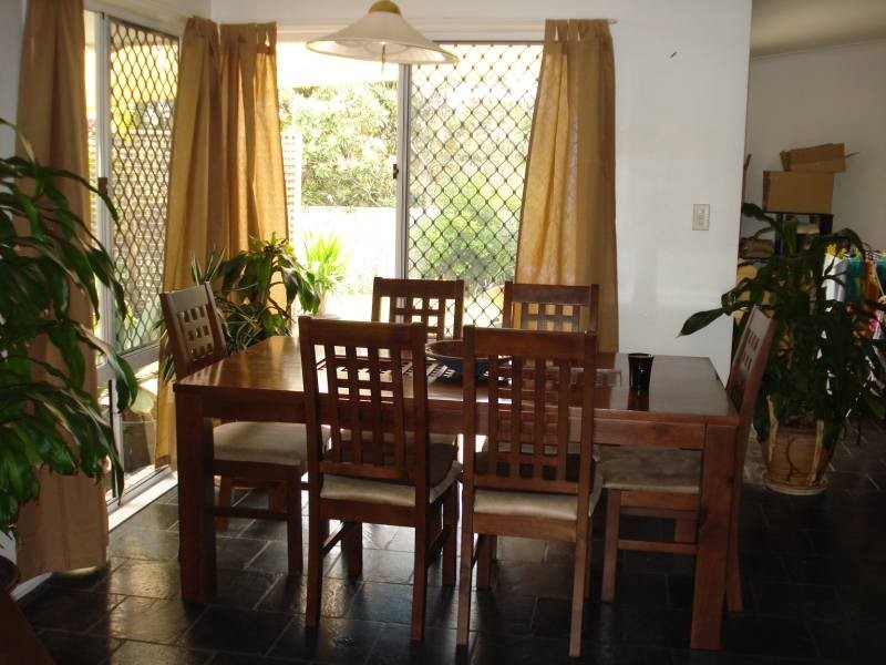 8 Maidstone Place, Parkwood QLD 4214