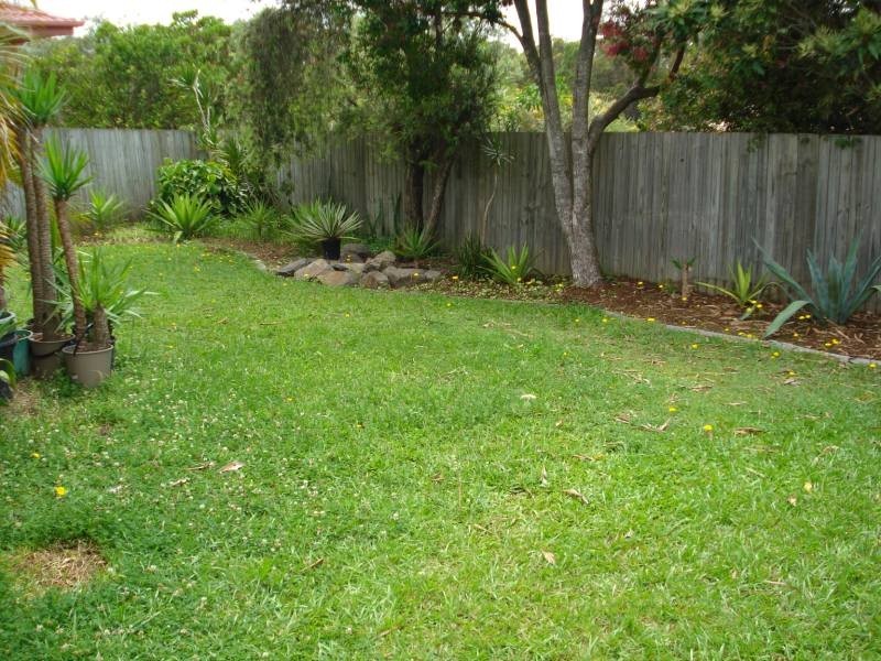 8 Maidstone Place, Parkwood QLD 4214