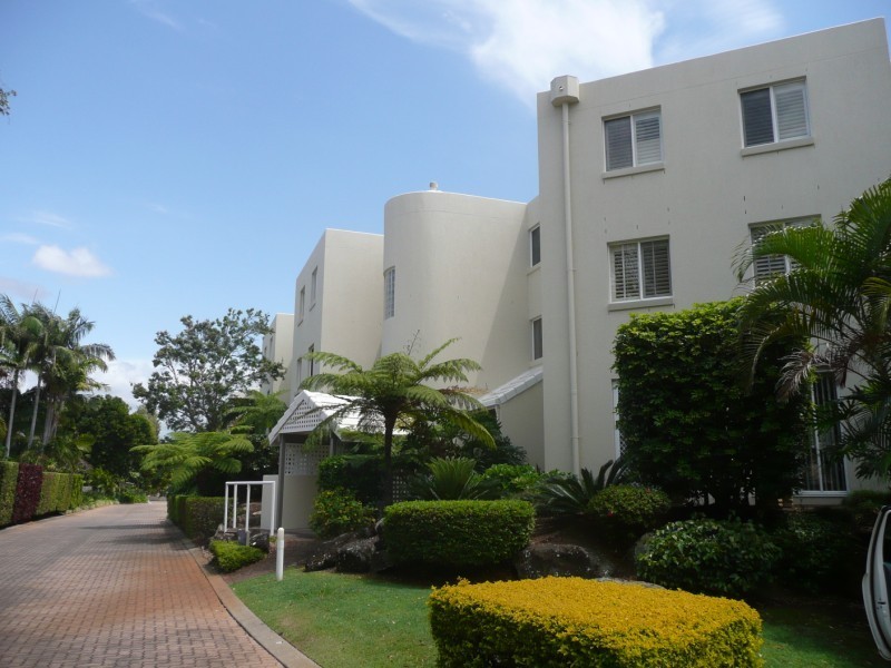 74/1  Lee Road, Runaway Bay QLD 4216