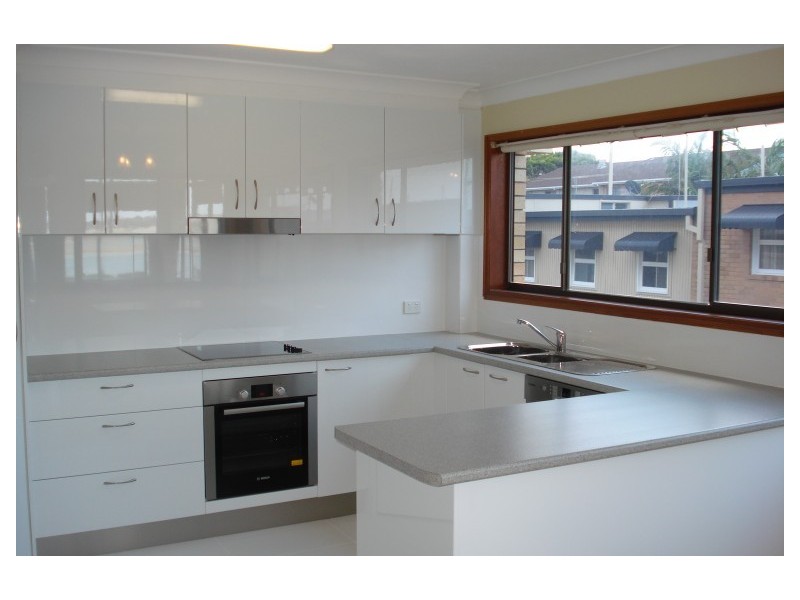 5/270 Marine Parade, Labrador QLD 4215