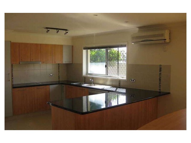 1/10 Cassia Street, Runaway Bay QLD 4216