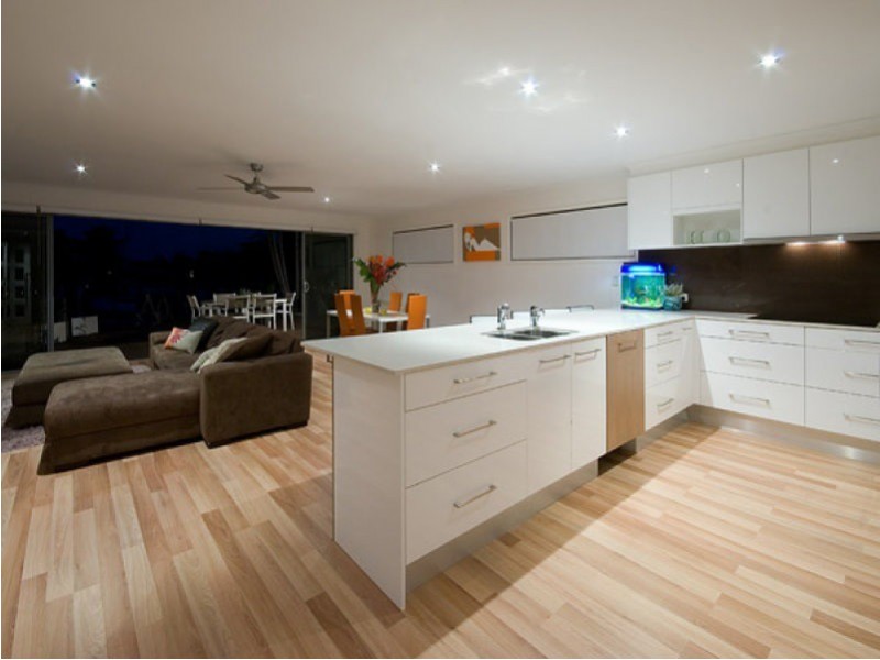 7 Wills Court, Paradise Point QLD 4216