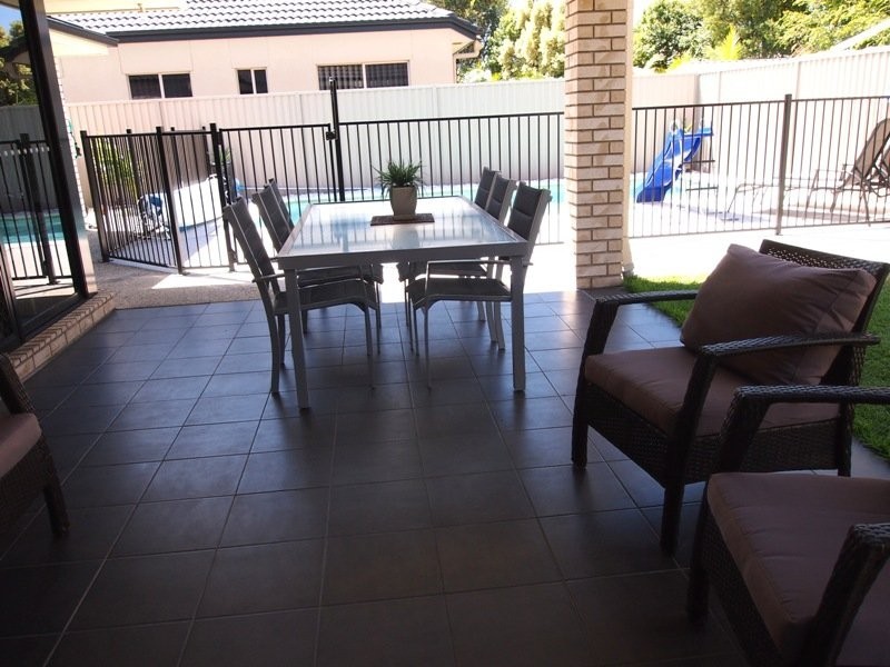 6 Costa Del Sol Avenue, Coombabah QLD 4216