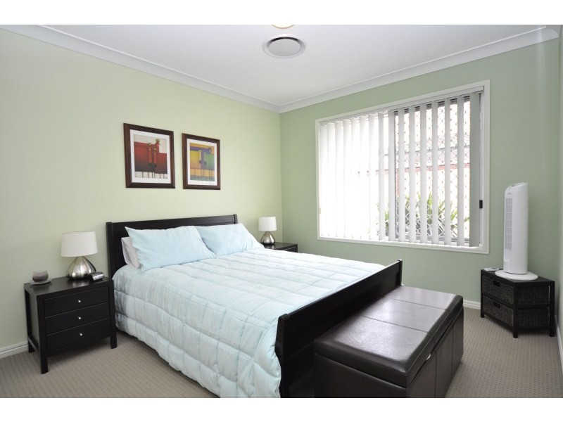 212 Bayview Street, Runaway Bay QLD 4216