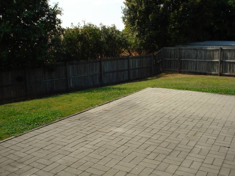 11 Sutton Court, Parkwood QLD 4214