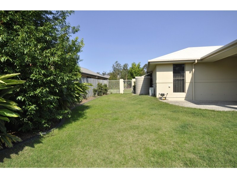8 Icefire Lane, Coomera Waters QLD 4209