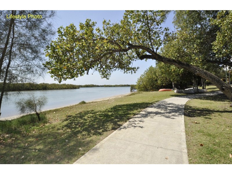 48 Allinga Street, Coombabah QLD 4216