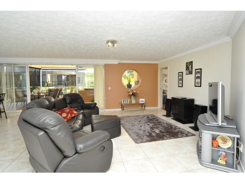 25/41A Broadwater Street, Runaway Bay QLD 4216