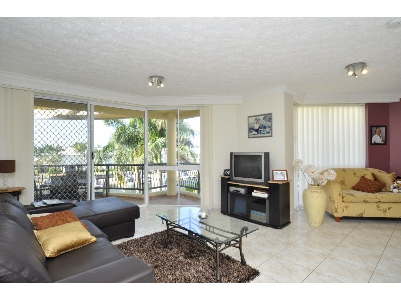 25/41A Broadwater Street, Runaway Bay QLD 4216