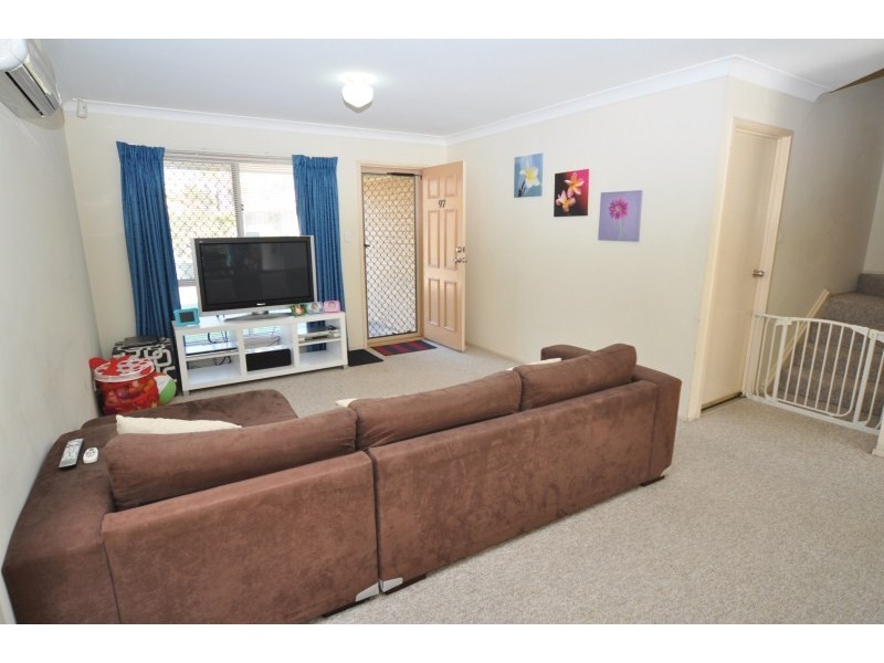 97/170 Central Street, Labrador QLD 4215