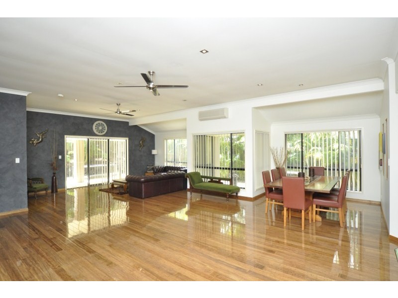 36 Galapagos Way, Pacific Pines QLD 4211