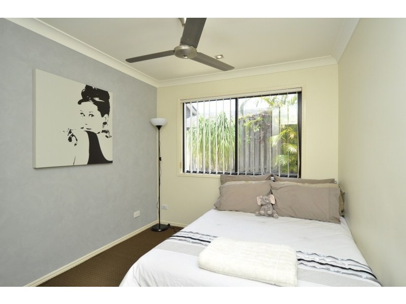 36 Galapagos Way, Pacific Pines QLD 4211
