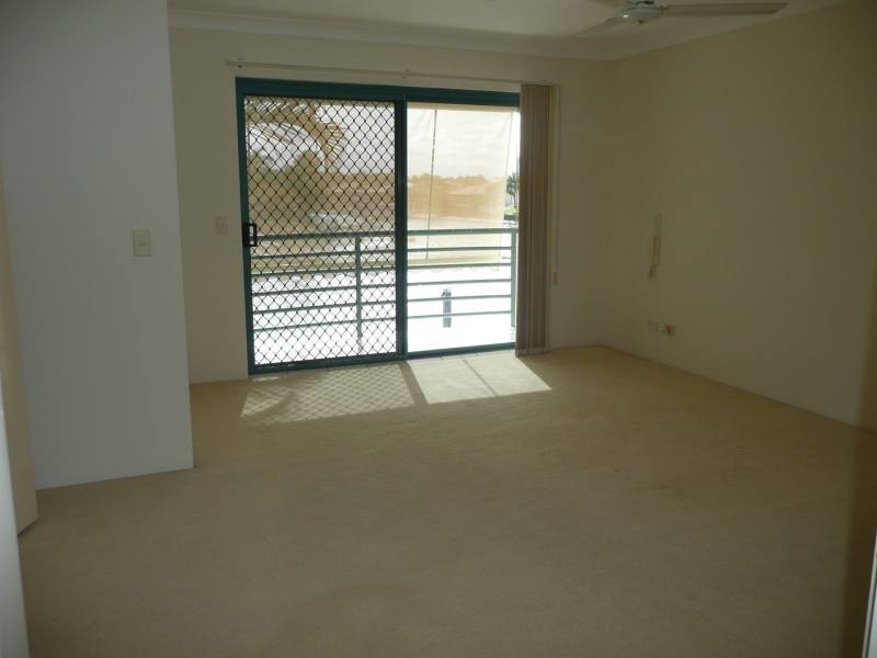 20/3 Lee Road, Runaway Bay QLD 4216