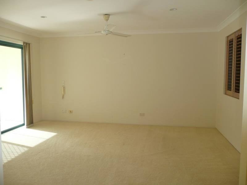 20/3 Lee Road, Runaway Bay QLD 4216