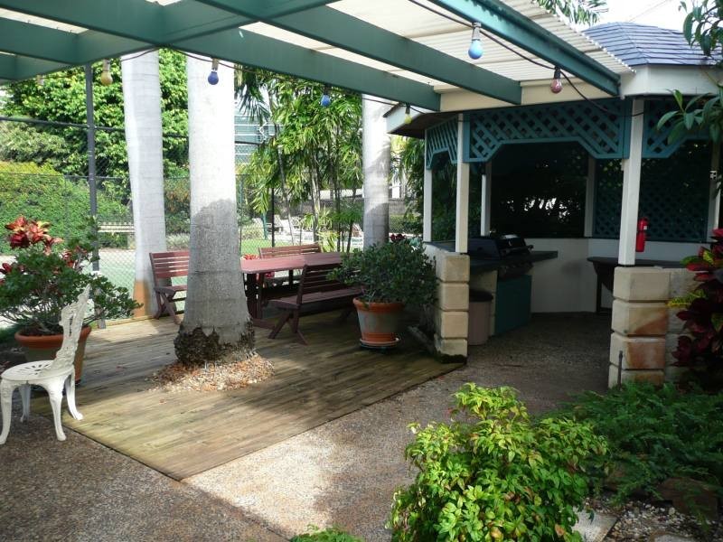 20/3 Lee Road, Runaway Bay QLD 4216