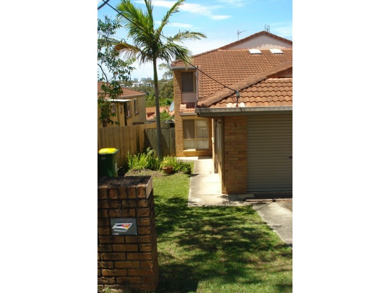 1/350 Government Road, Labrador QLD 4215
