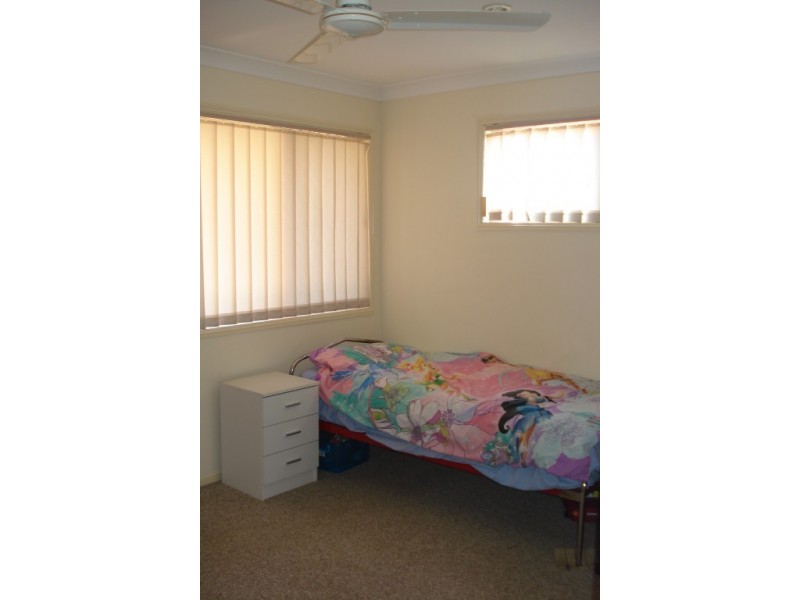 1/350 Government Road, Labrador QLD 4215