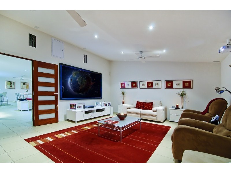 15 Karema Crescent, Runaway Bay QLD 4216