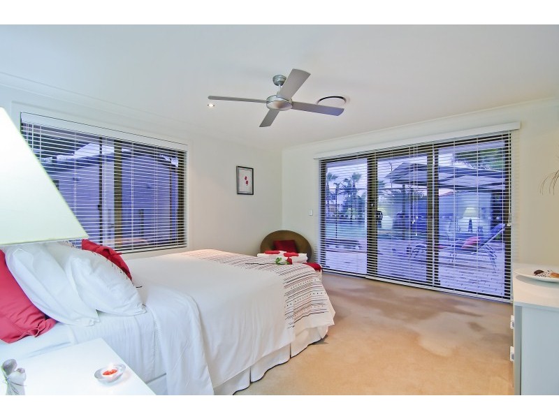 15 Karema Crescent, Runaway Bay QLD 4216