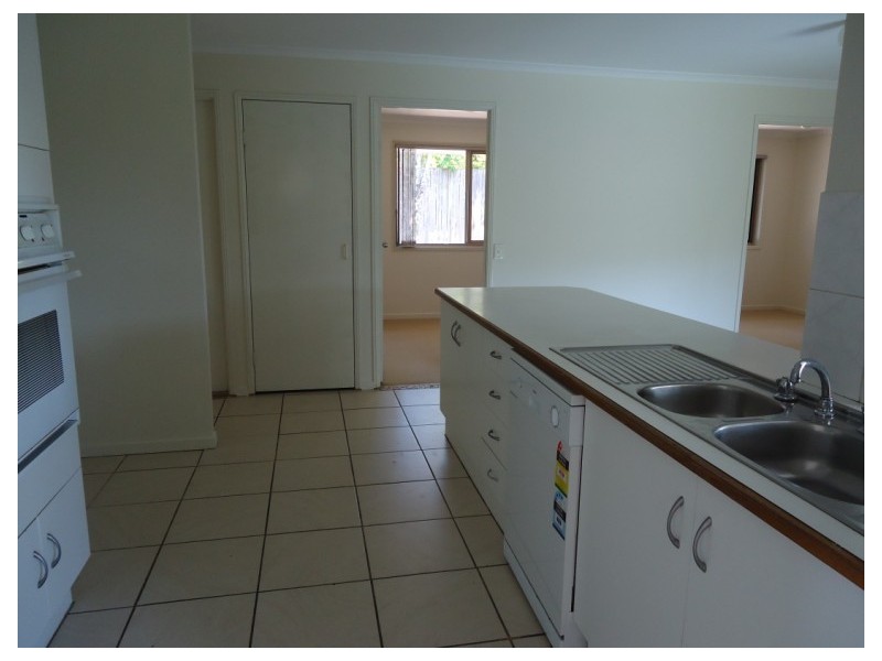 15 Fairview Court, Parkwood QLD 4214