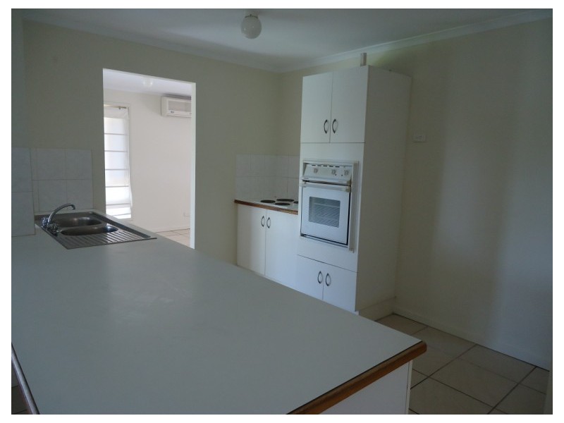 15 Fairview Court, Parkwood QLD 4214