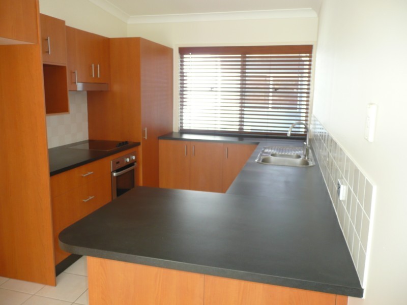 7/29 Proud Street, Labrador QLD 4215