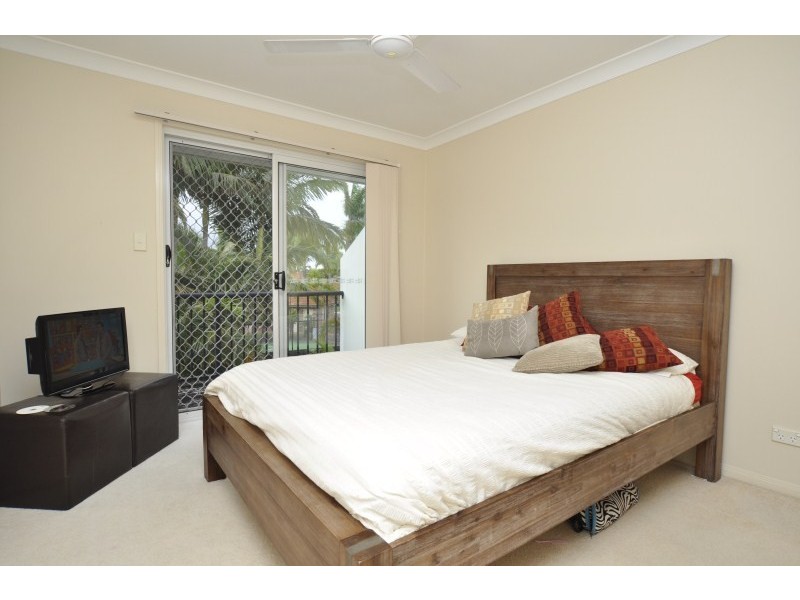 7/278 Oxley Drive, Coombabah QLD 4216