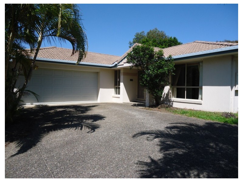 118 Henry Cotton Drive, Parkwood QLD 4214