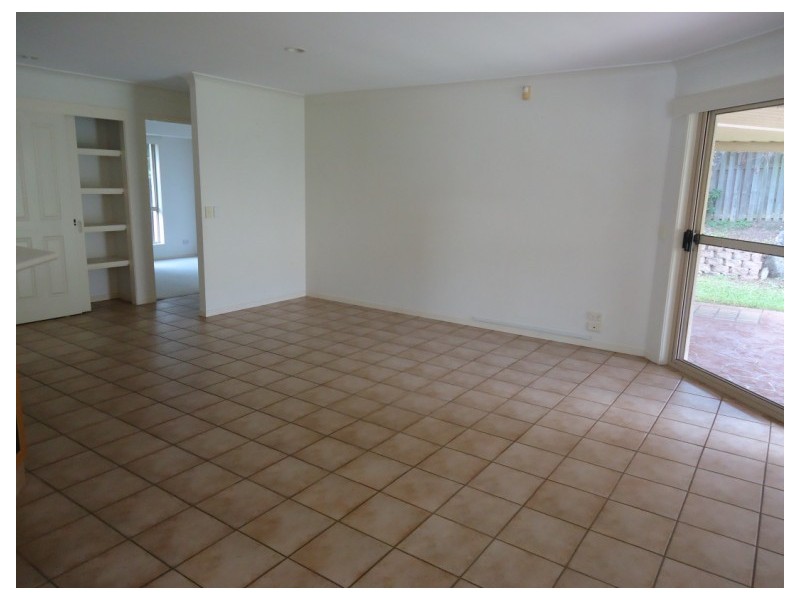 118 Henry Cotton Drive, Parkwood QLD 4214