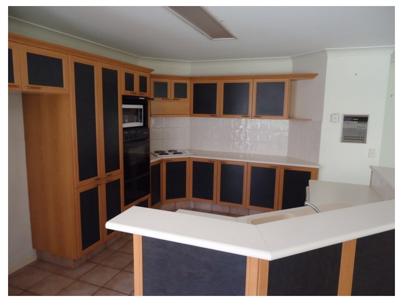 118 Henry Cotton Drive, Parkwood QLD 4214