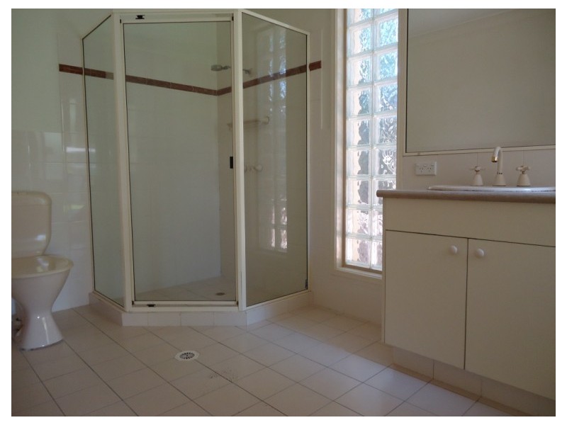 118 Henry Cotton Drive, Parkwood QLD 4214