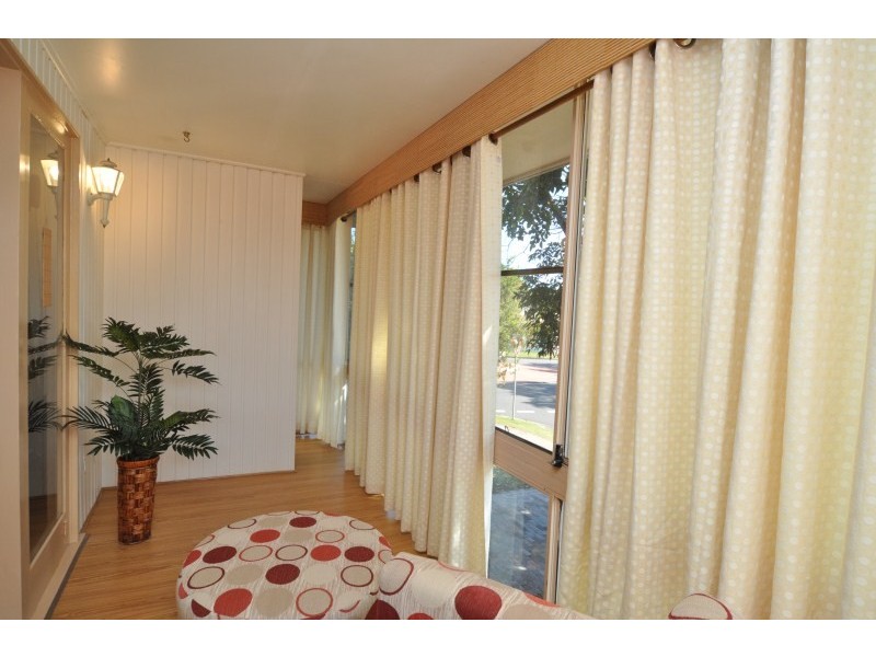 38 Bruce Avenue, Paradise Point QLD 4216