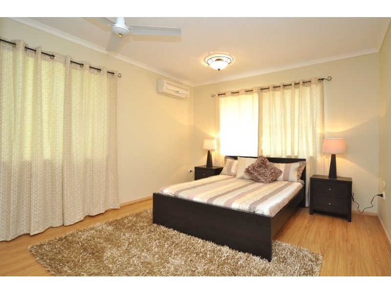 38 Bruce Avenue, Paradise Point QLD 4216
