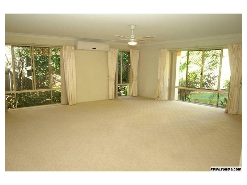 30 Peter Senior Court, Parkwood QLD 4214