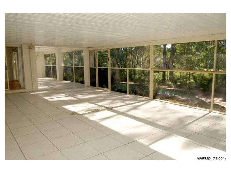 30 Peter Senior Court, Parkwood QLD 4214