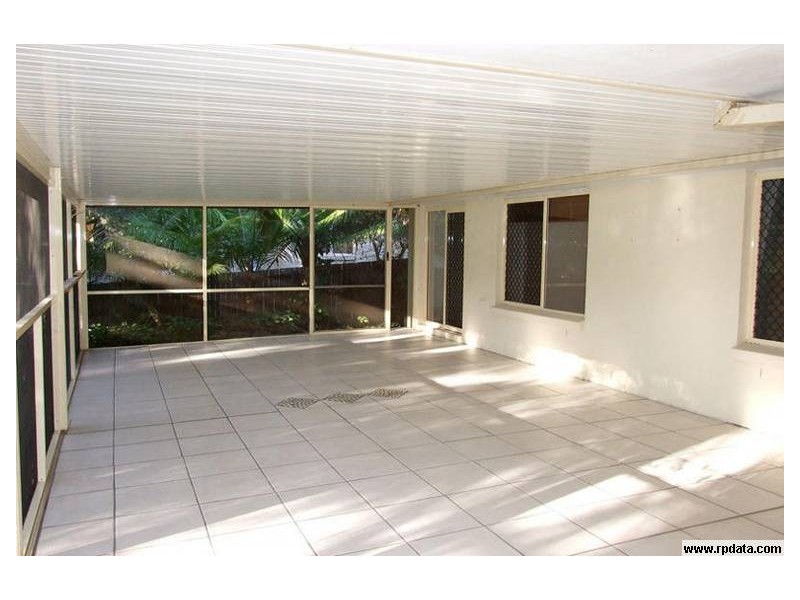 30 Peter Senior Court, Parkwood QLD 4214